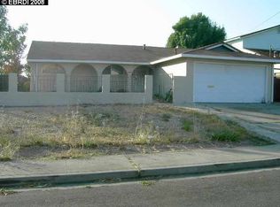 2237 Del Monte Dr, San Pablo, CA 94806
