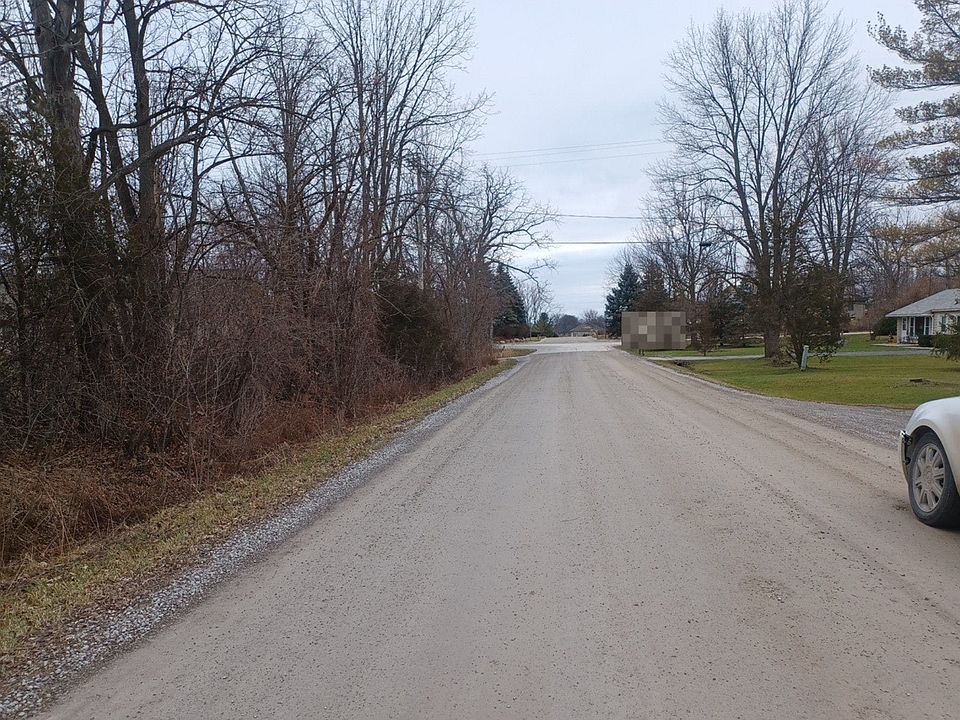 2nd image of 12507 Fairbanks Rd