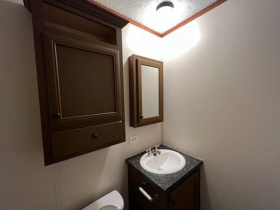 5th image of 516 Courtland Ln #43