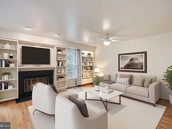 3rd image of 126 Spring Place Way