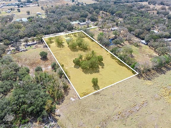 5th image of 3819 Penny Dr