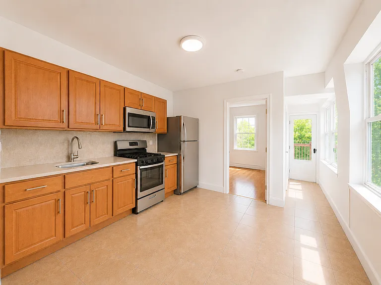 12 Creighton St #3 — Photo 15