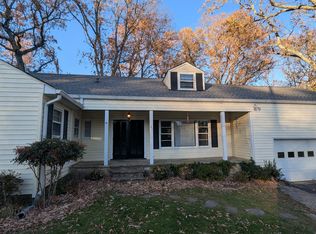 109 Hardy Rd, Lookout Mountain, GA 30750