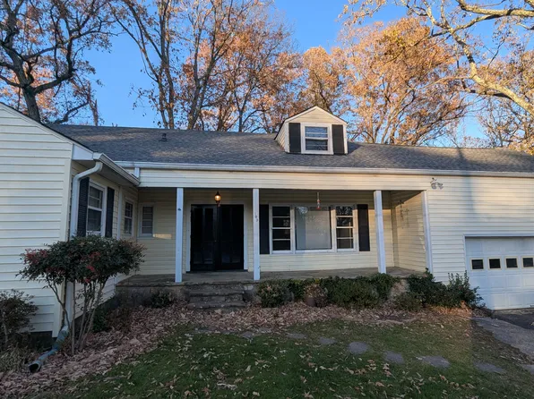 109 Hardy Rd, Lookout Mountain, GA 30750