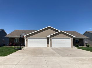 2382 Jacobsen Rd, Neenah, WI 54956