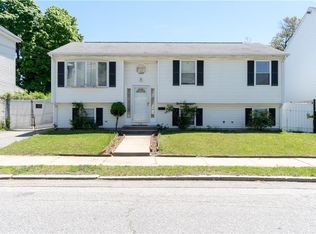 106 Cass St, Providence, RI 02905