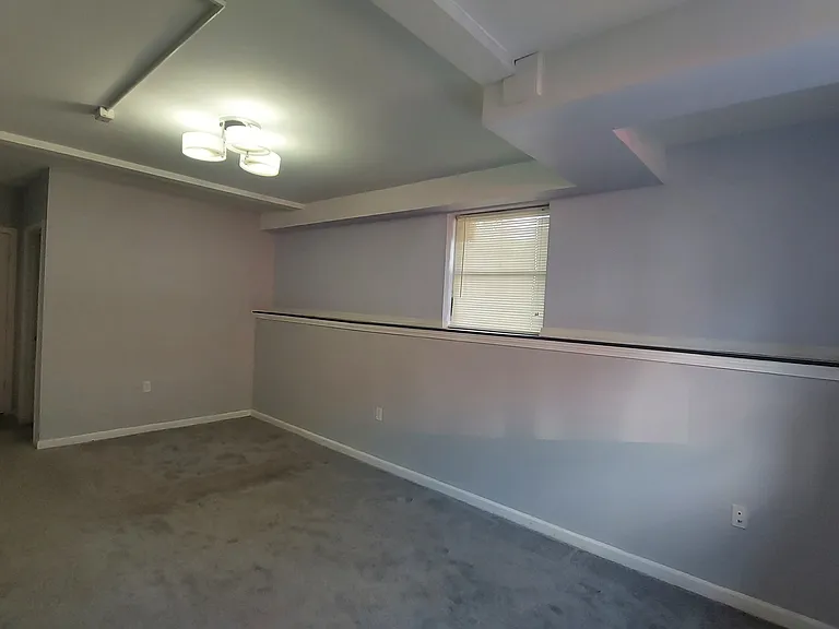 10 Hillcrest St #B — Photo 2