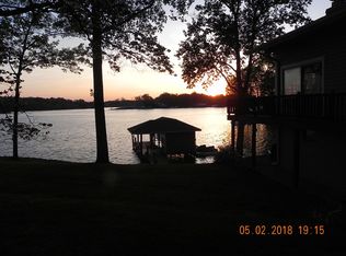 305 Lakewood Dr, Moneta, VA 24121