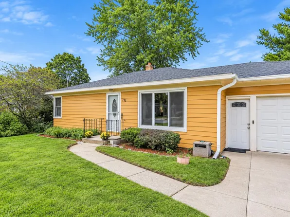 731 66th St SE, Grand Rapids, MI 49548