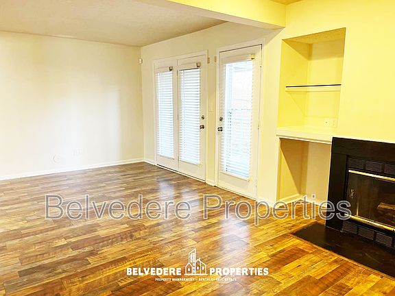 5th image of 3726 Wayfarer Dr