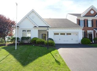 2111 Croghan Dr, Carnegie, PA 15106