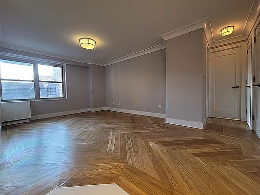 1st image of 50 W 93rd St APT 7c