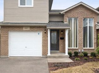 1682 Fieldcrest Ln, Tecumseh, ON N8N 4Z8