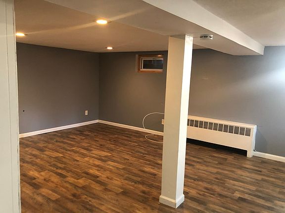 3rd image of 12 Maglie Dr