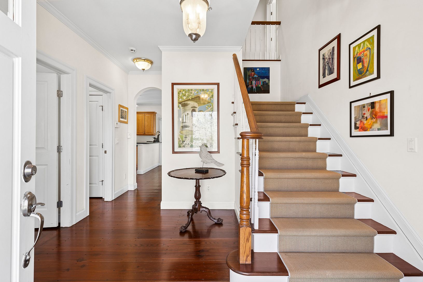 Warm and welcoming entry