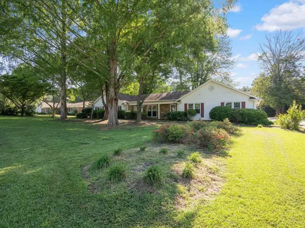 108 N Severn Cir, Easley, SC 29642