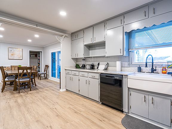 5th image of 804 Vestavia Pl SE