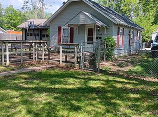 1208 SW Wayne Ave, Topeka, KS 66604