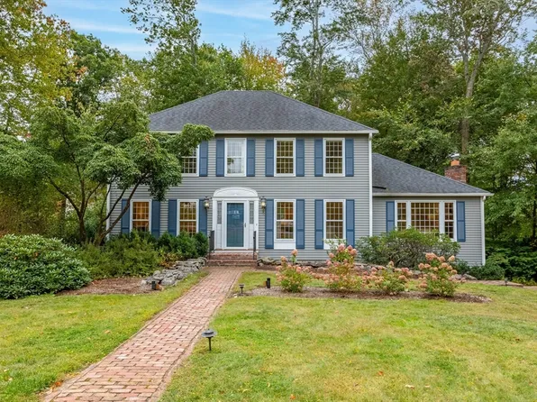 44 Tuttle Dr, Acton, MA 01720