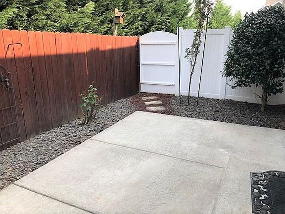 2nd image of 8005 NE 38th Ave