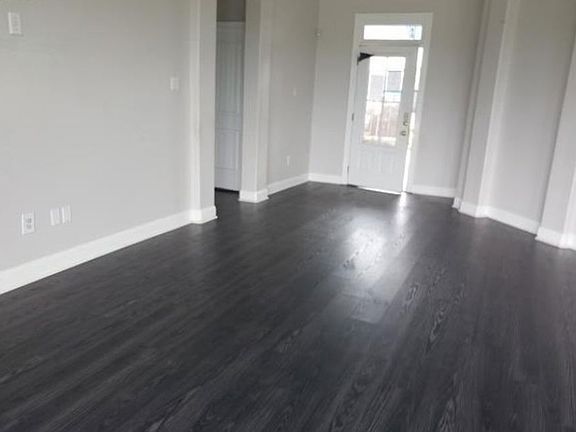 2nd image of 148 Oak Arbor Dr