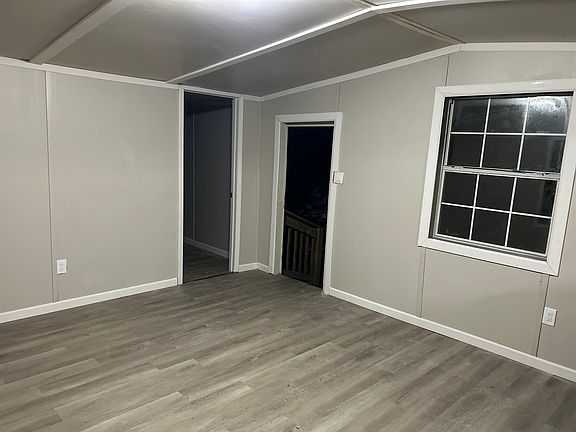 Vaulted ceilings in the living room.