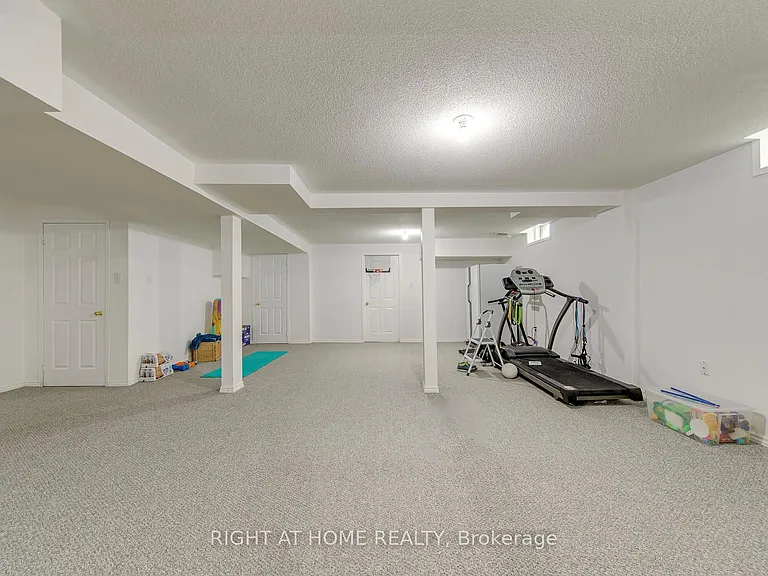 2244 Overfield Rd — Photo 37