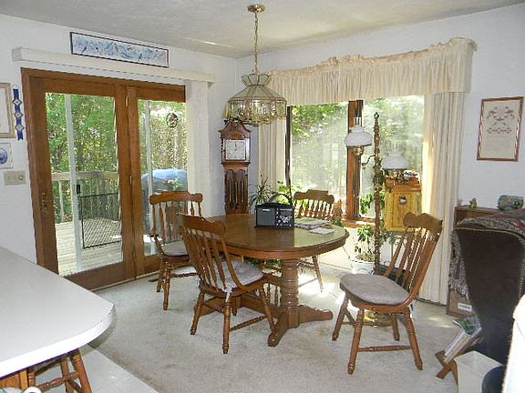 4th image of 10776 Birchwood Dr