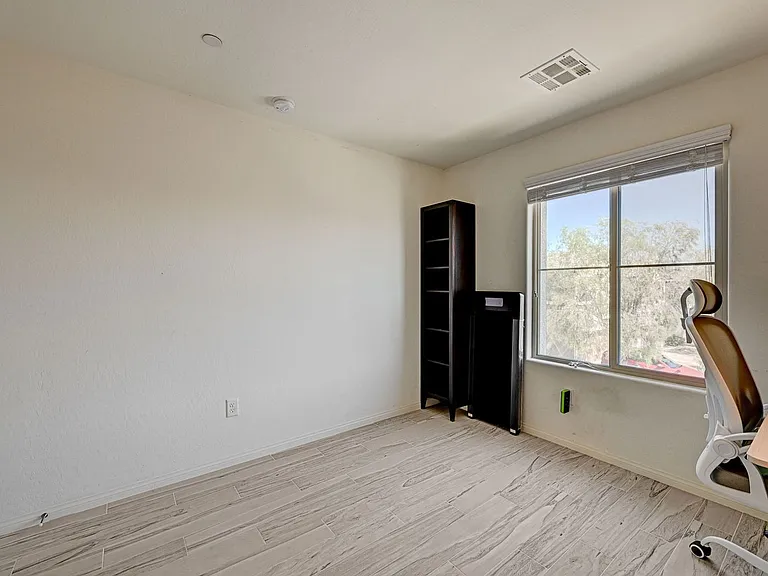 6363 Amelia Ridge Ave — Photo 23