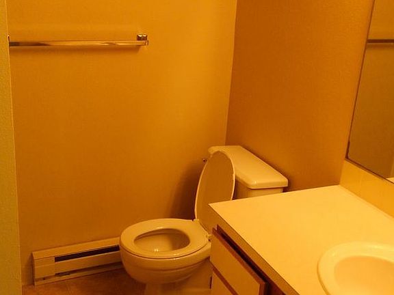 5th image of 815 S Cowley St #71