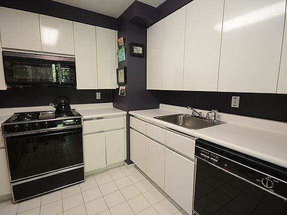 4th image of 609 W So Orange Ave APT 4U