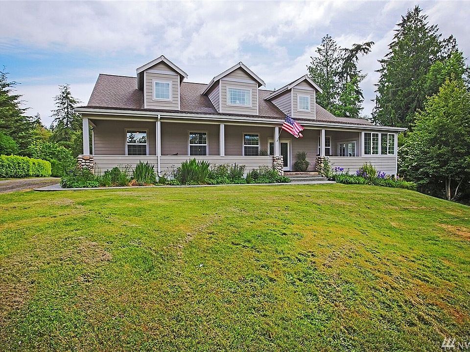 Stunning Custom Home! Perfect Gentleman's Farm