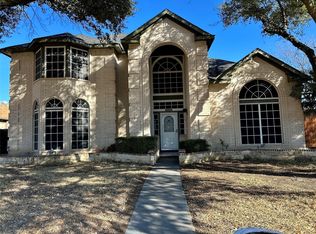1121 Devonshire Dr, Desoto, TX 75115