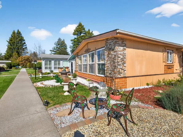 145 Circulo Todos, Rohnert Park, CA 94928