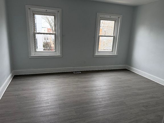 3rd image of 332 N Preston St Floor 2