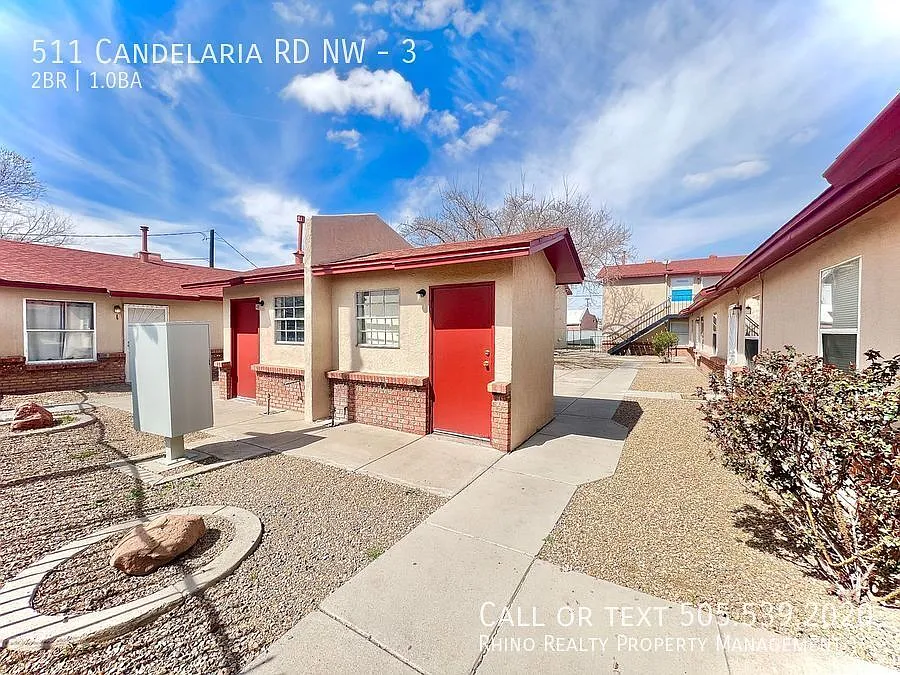 511 Candelaria Rd NW #3