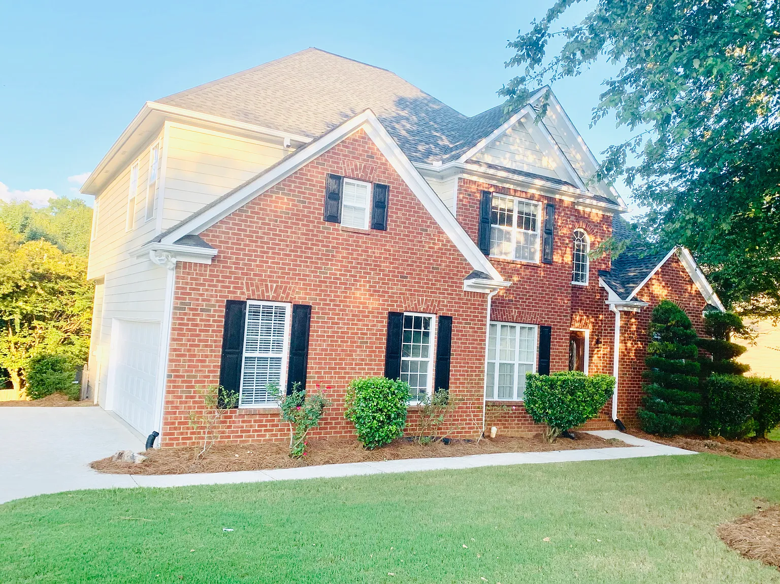 1571 Ember Oaks Cir photo 1