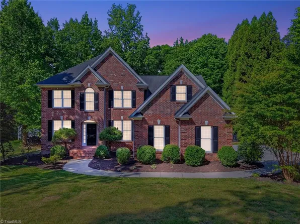 8241 William Wallace Dr, Summerfield, NC 27358