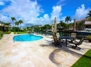 1109 Bel Air Dr #6, Highland Beach, FL 33487
