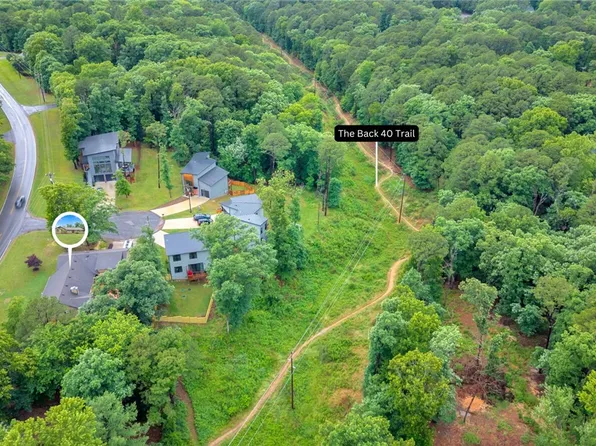 2 Brill Ln, Bella Vista, AR 72714