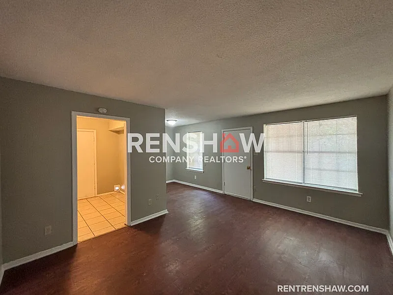 2 bed, 1.0 bath, 815 sqft, $895 — Photo 4