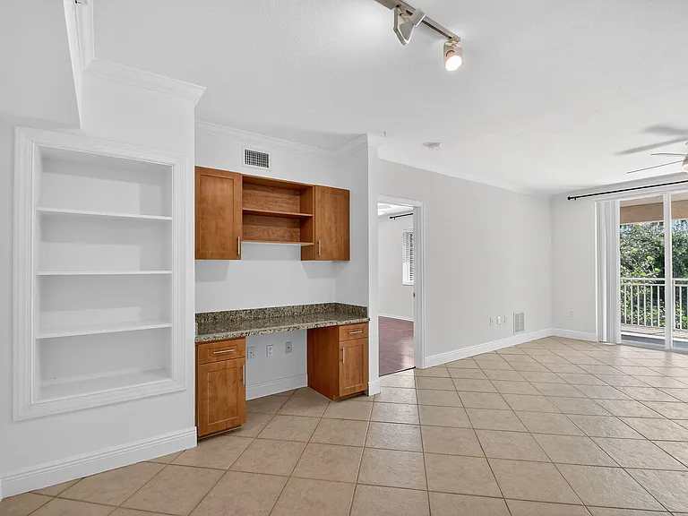 6511 Emerald Dunes Dr #304 — Photo 17