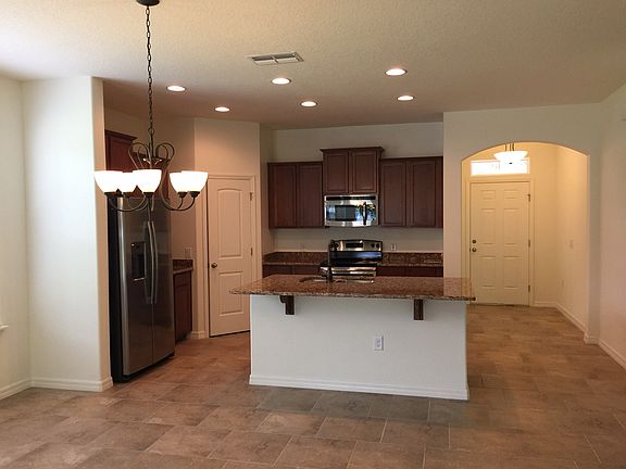 5th image of 949 Marci Dr