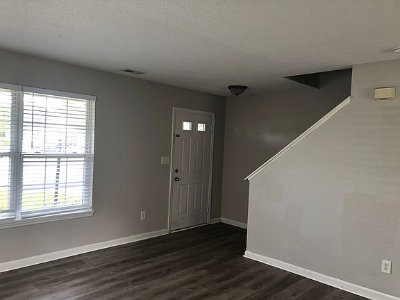 3rd image of 10665 Kensil St