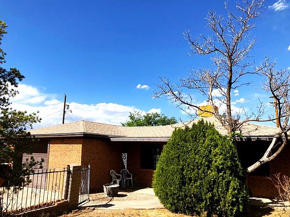 3rd image of 524 Coronado Dr