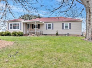 2021 W River Rd S, Elyria, OH 44035