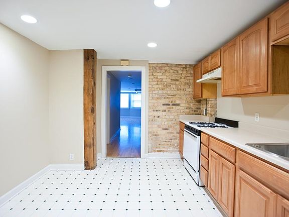 5th image of 2532 N Prospect Ave #2532