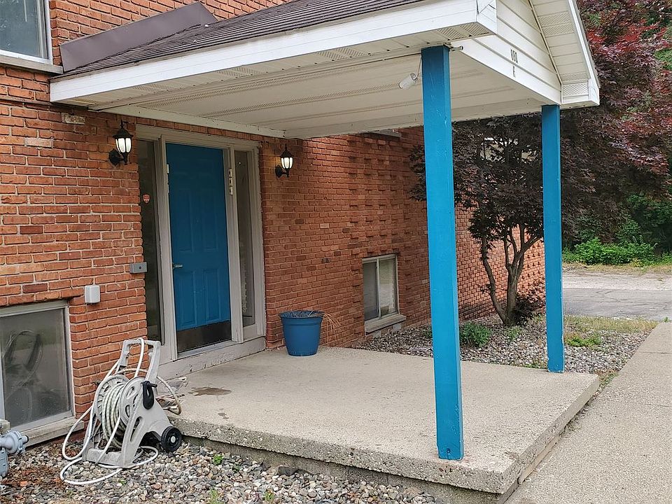 880 Parkview Ave Battle Creek MI Zillow