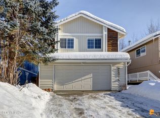 1962 Commodore Dr, Anchorage, AK 99507