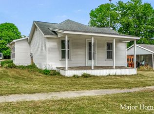 31 Dewitt St, Saranac, MI 48881